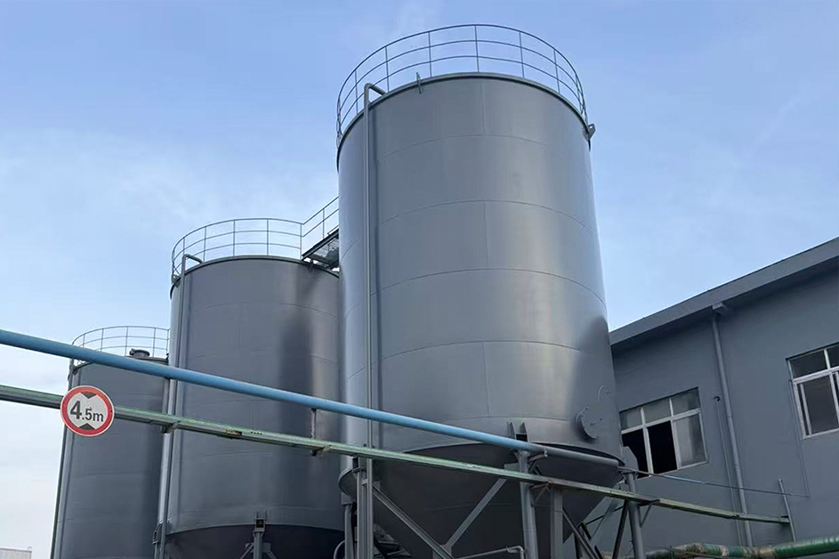 Our company's main product is calcium hypochlorite (bleaching powder concentrate) with an annual output of 20000 tons